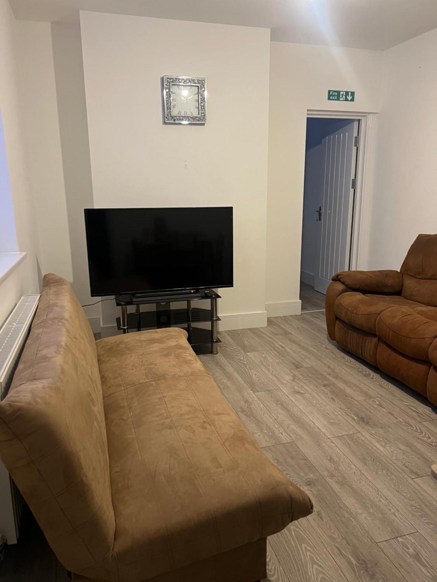 Ashfield New Place Newcastle-under-Lyme Luaran gambar